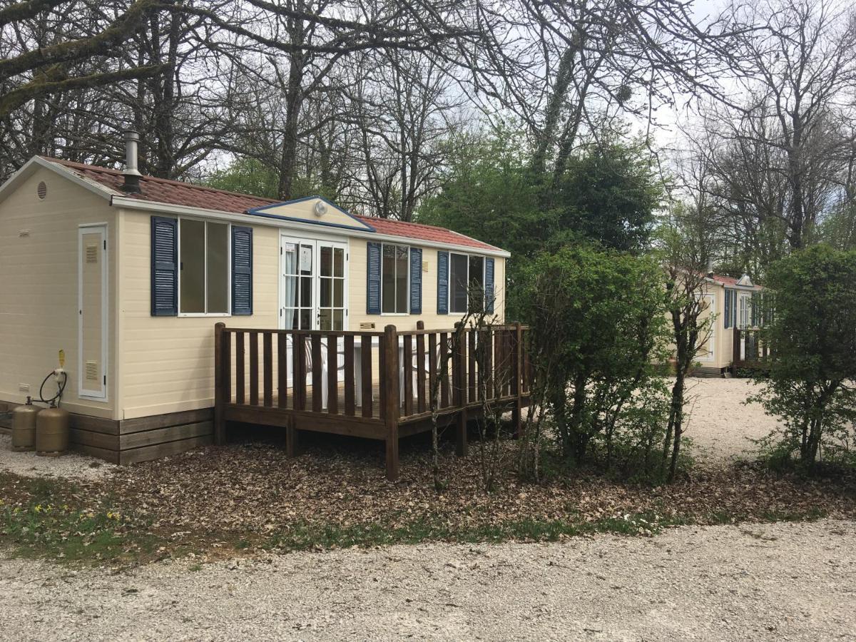Camping De La Croix D'Arles Bourg  Dış mekan fotoğraf